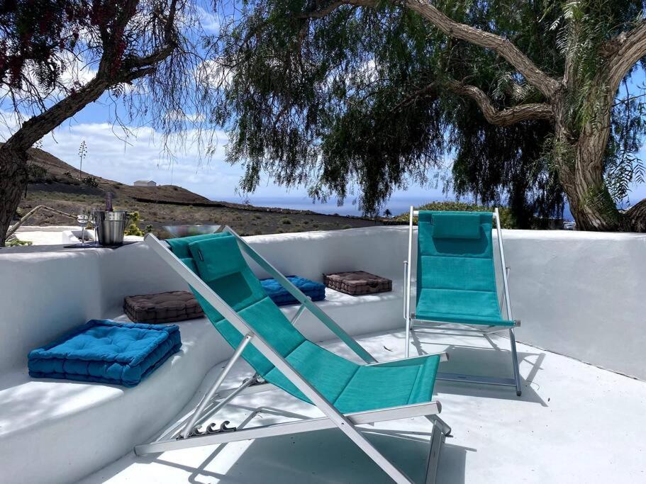 Cosy Finca, Sea Views, Jacuzzi Holiday home La Asomada (Lanzarote)
