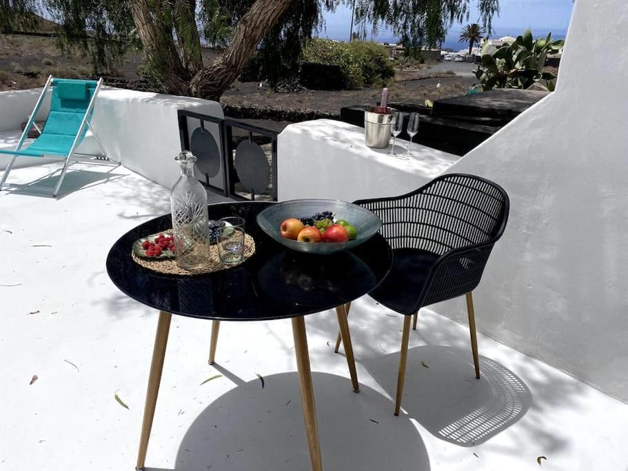 Cosy Finca, Sea Views, Jacuzzi Holiday home *