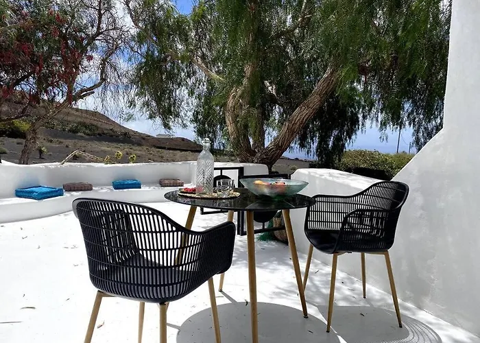 Cosy Finca, Sea Views, Jacuzzi